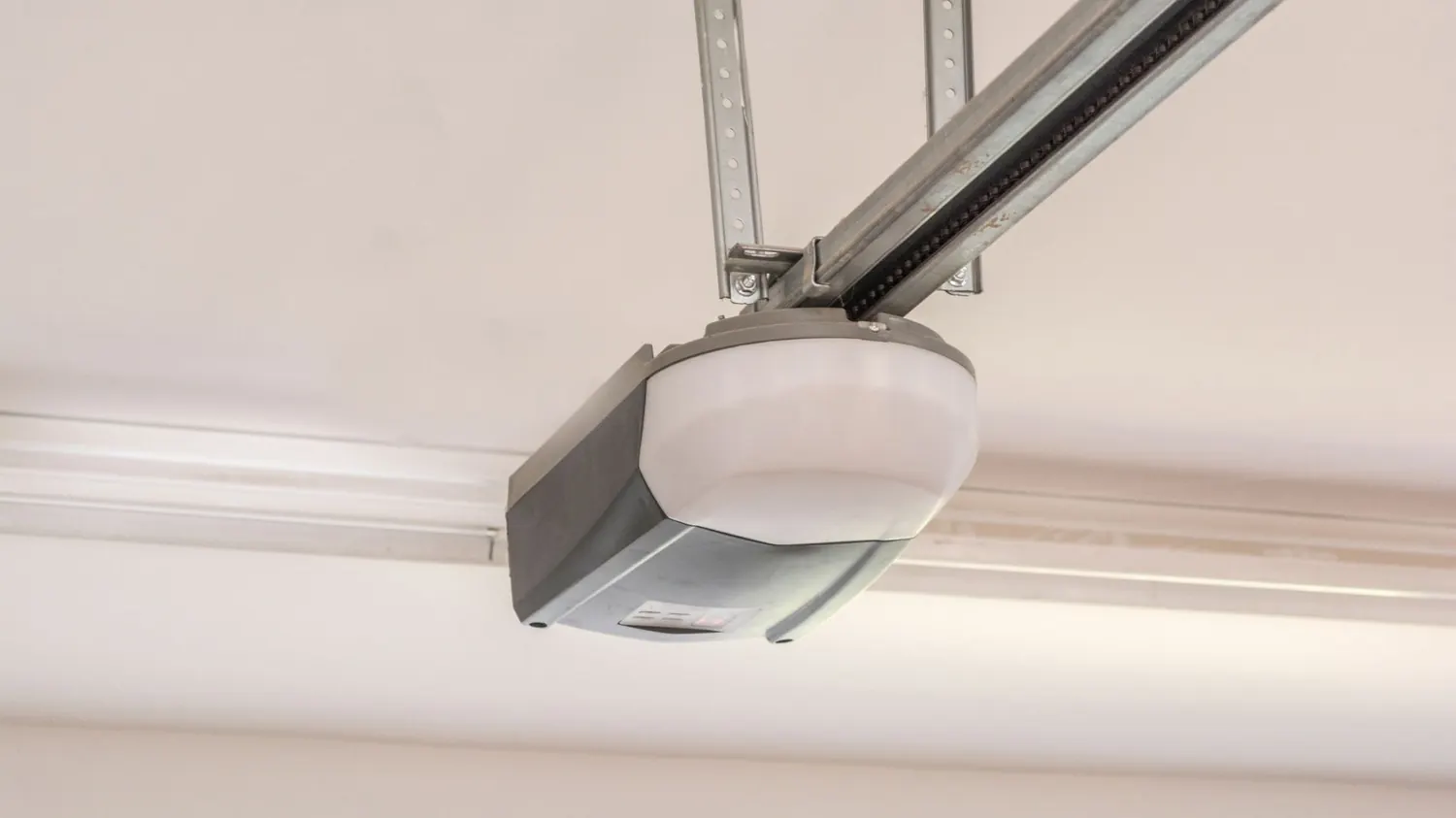 Garage door opener motor in New Braunfels, TX